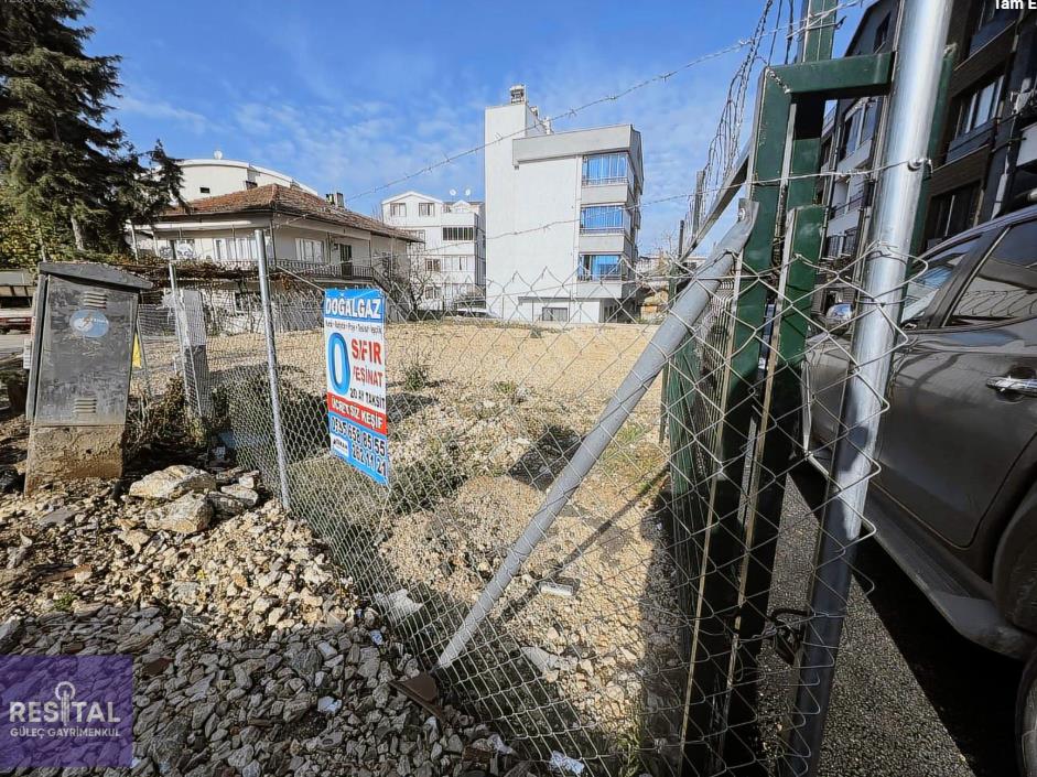 BURSA NİLÜFER ÇALI MERKEZDE CADDES ÜSTÜ KİRALIK KÖŞE ARSA