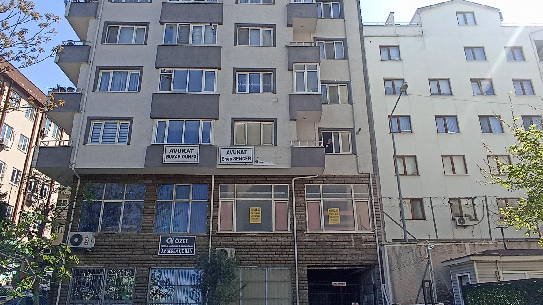 BURSA OSMANGAZİ HACIİLYAS ÖNKESKİNLER APARTMANI KİRALIK OFİS